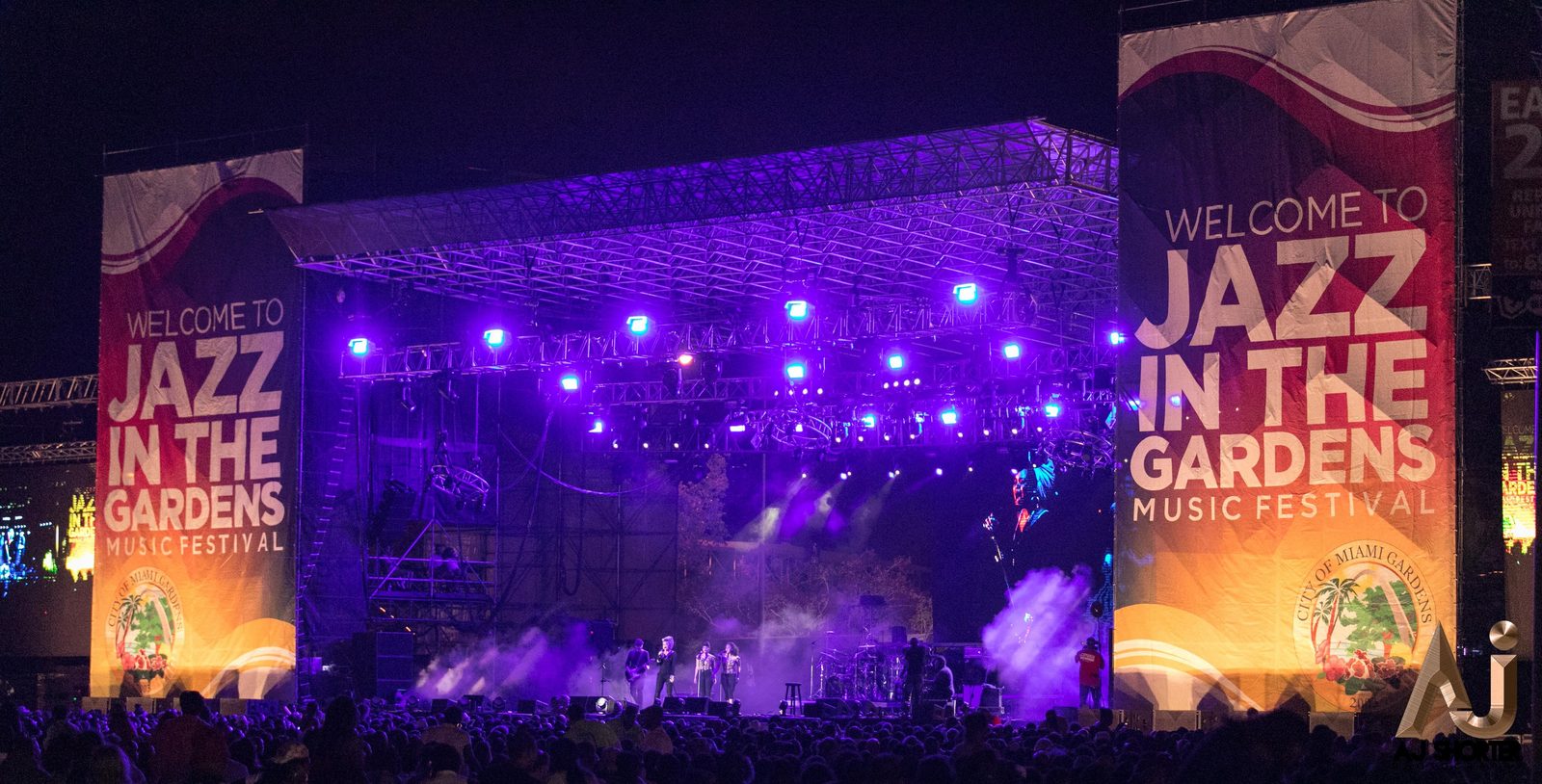Jazz in the Gardens Music Festival main stage